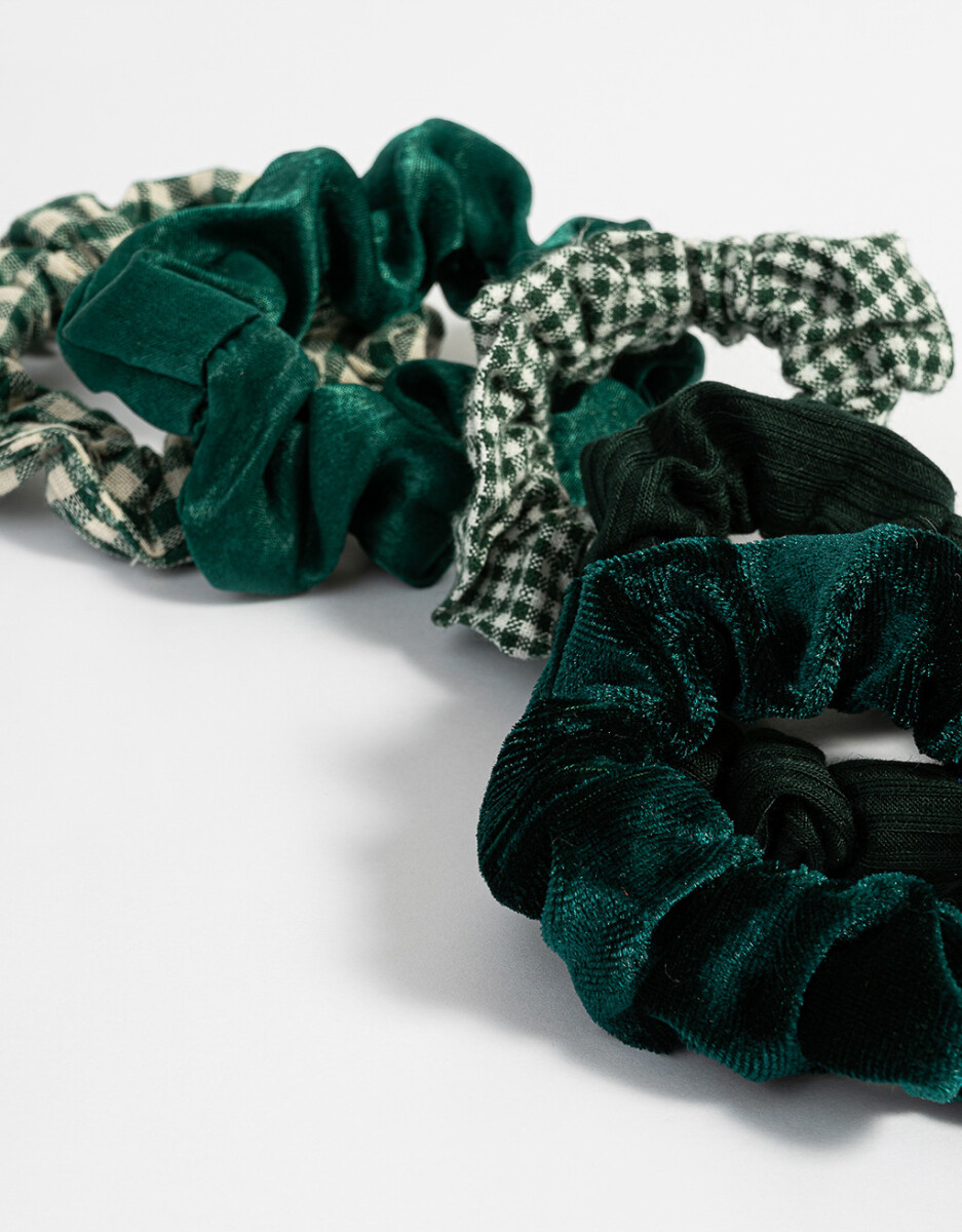 Set De Scrunchies Monocromático 