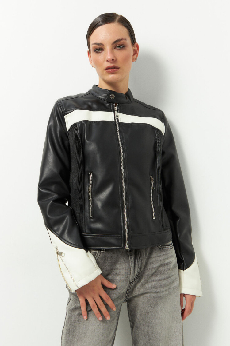 CAMPERA MATRIX Negro
