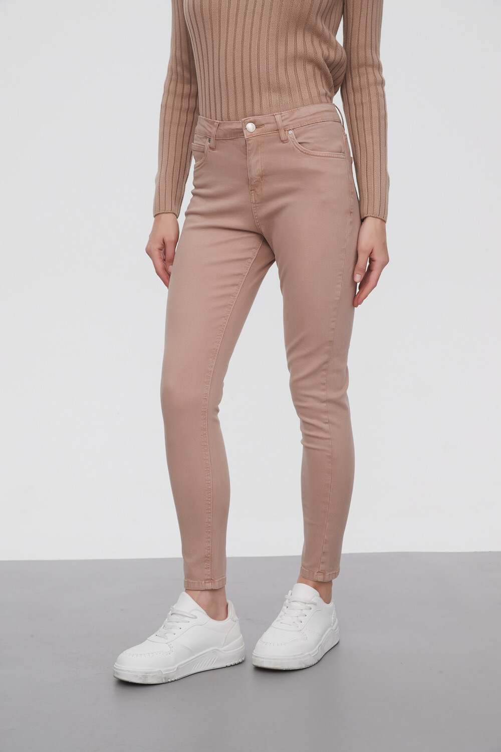 Pantalon Bardot Beige Oscuro