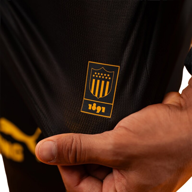 Camiseta Aniversario Peñarol 2026 Puma Black