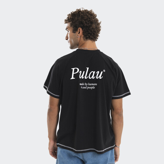Remera Pulau Being Negro