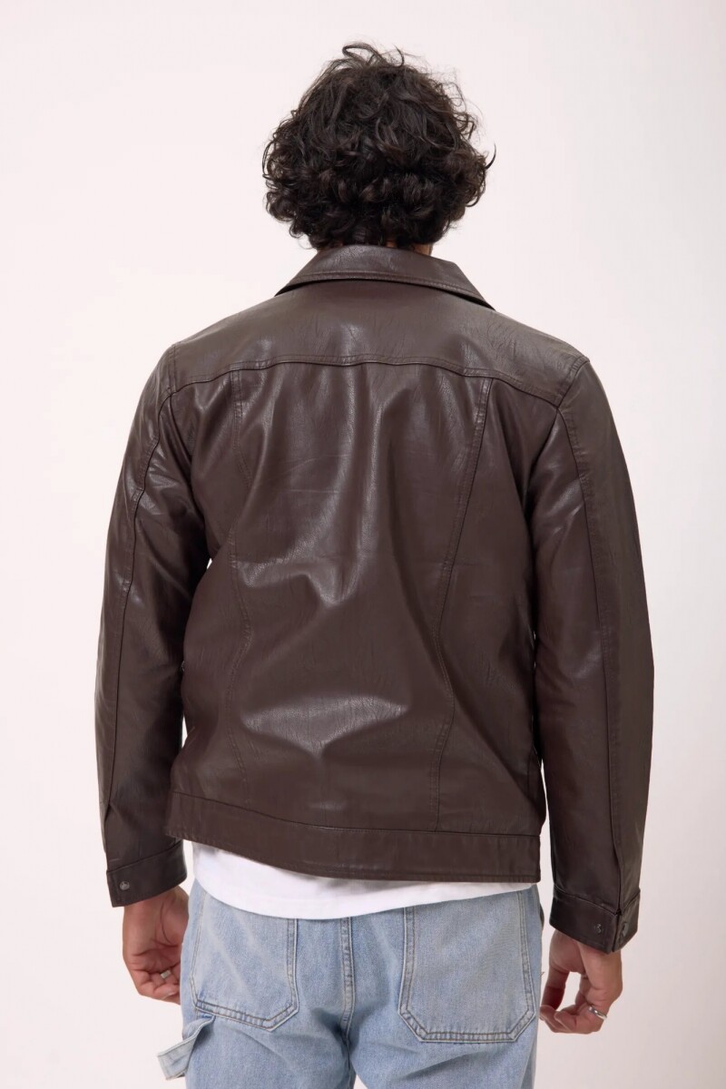 Campera Cuerina Buttonup Marrón