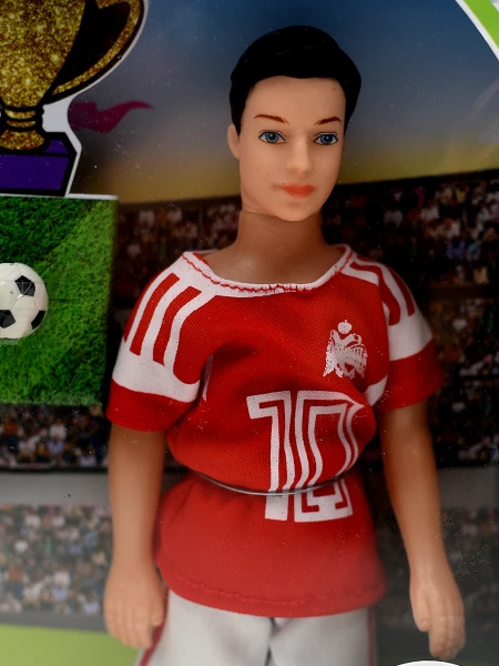 MUÑECOS FUTBOL Y PORRISTA ROJO