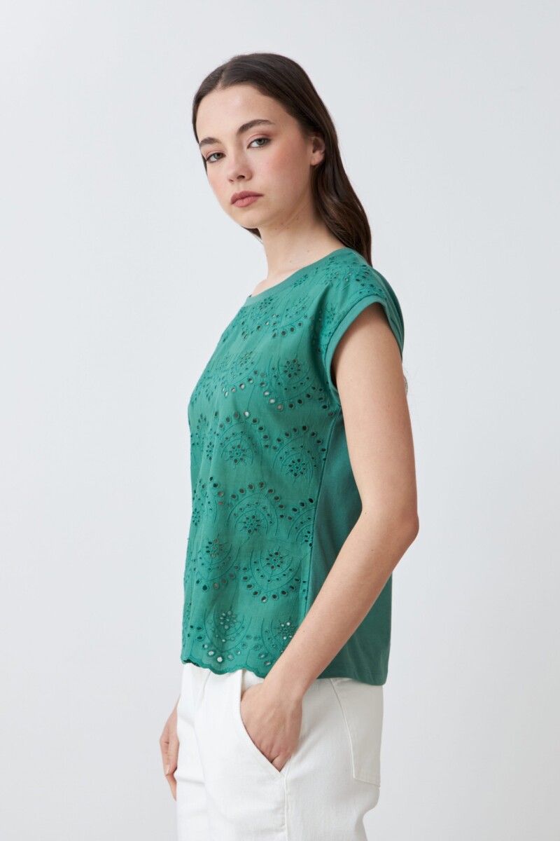 Blusa frente broderie verde