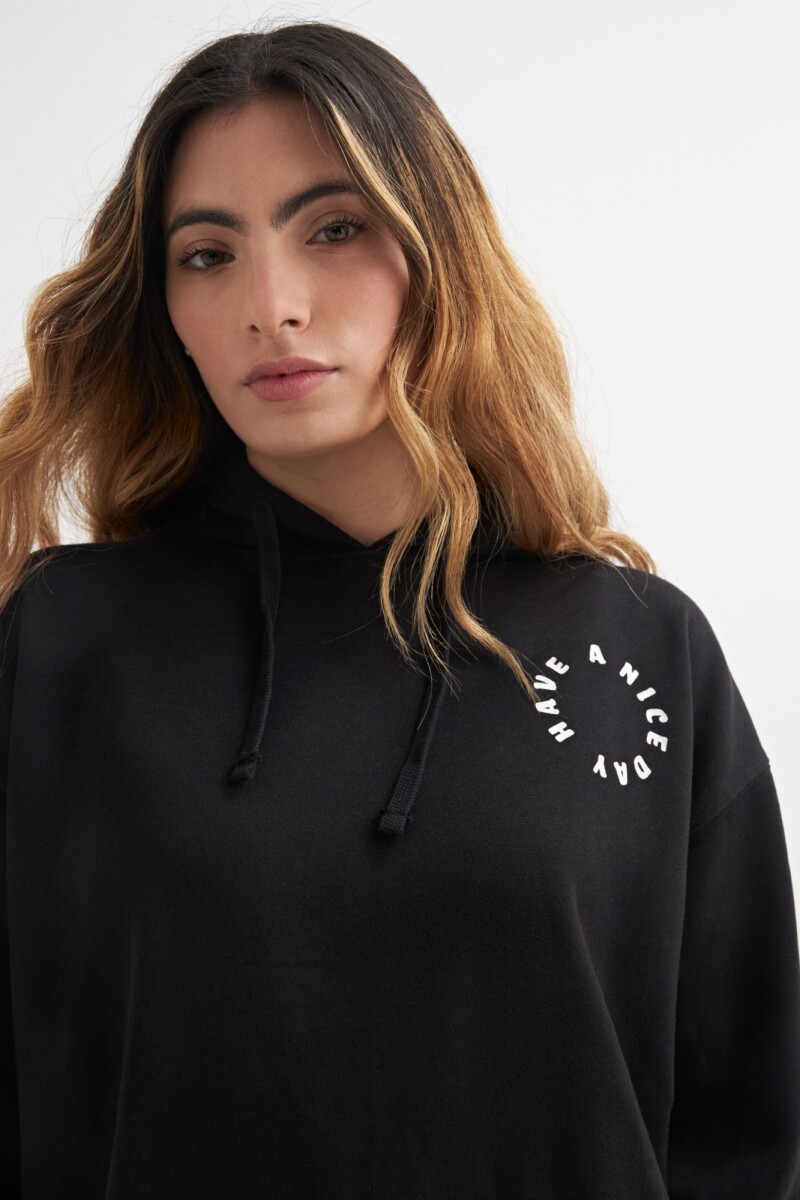 Hoodie con capucha NEGRO