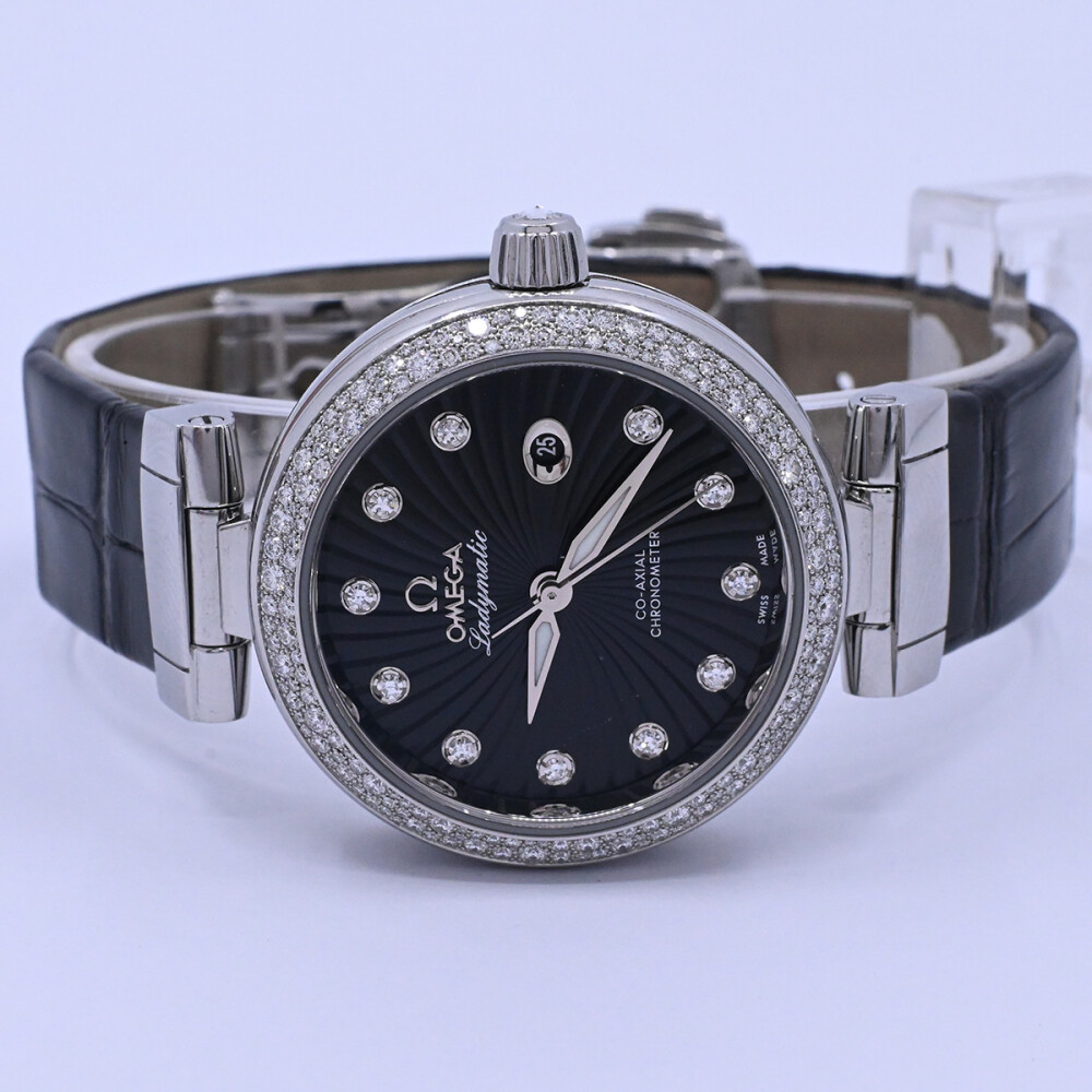 Omega De Ville Ladymatic 34 mm 425.38.34.20.51.001 acero y brillantes, movimiento co-axial 8520. Omega De Ville Ladymatic 34 mm 425.38.34.20.51.001 acero y brillantes, movimiento co-axial 8520.