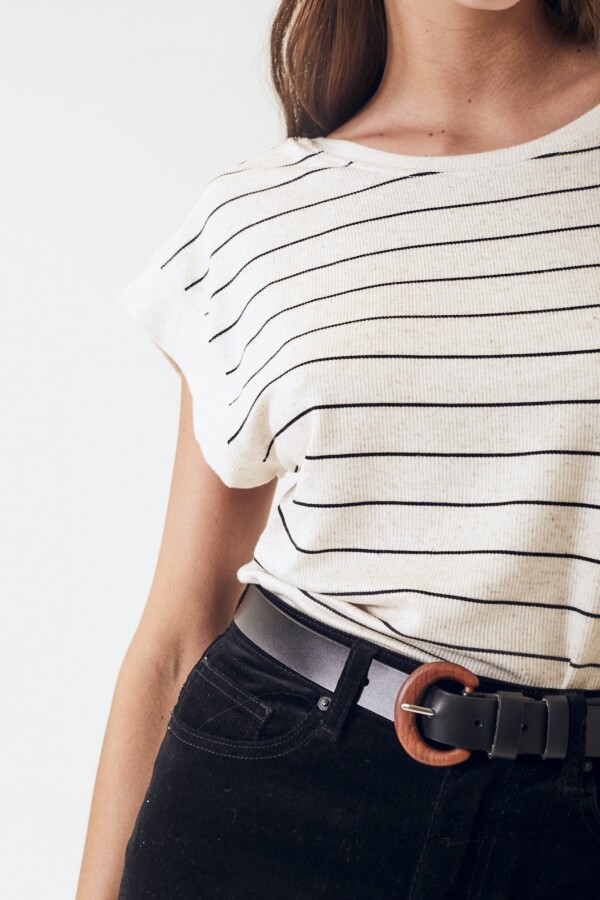 Remera Negro