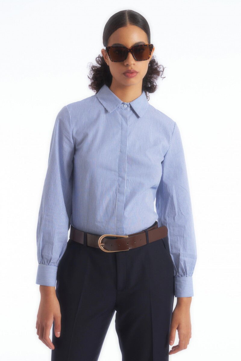 Camisa rayada azul marino