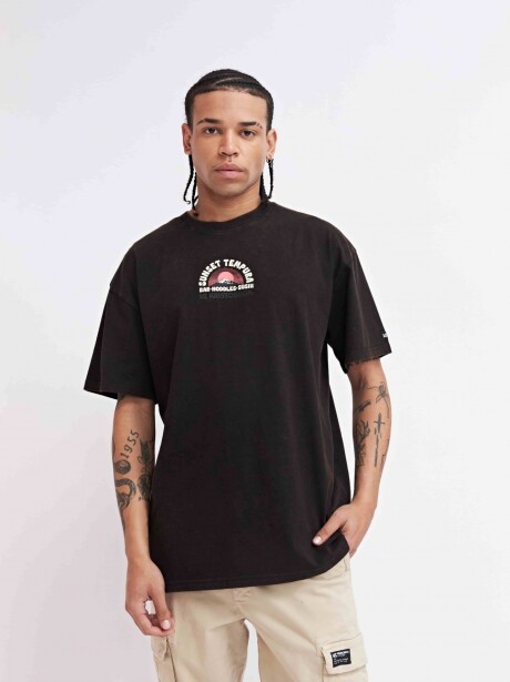 REMERA NERJA NEGRO