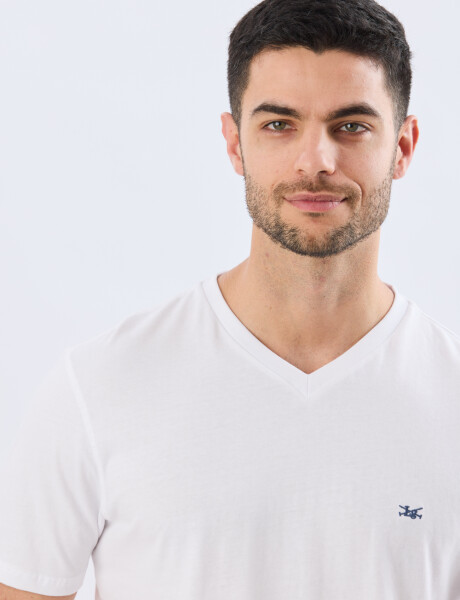 REMERA BÁSICA V DE ALGODÓN Blanco