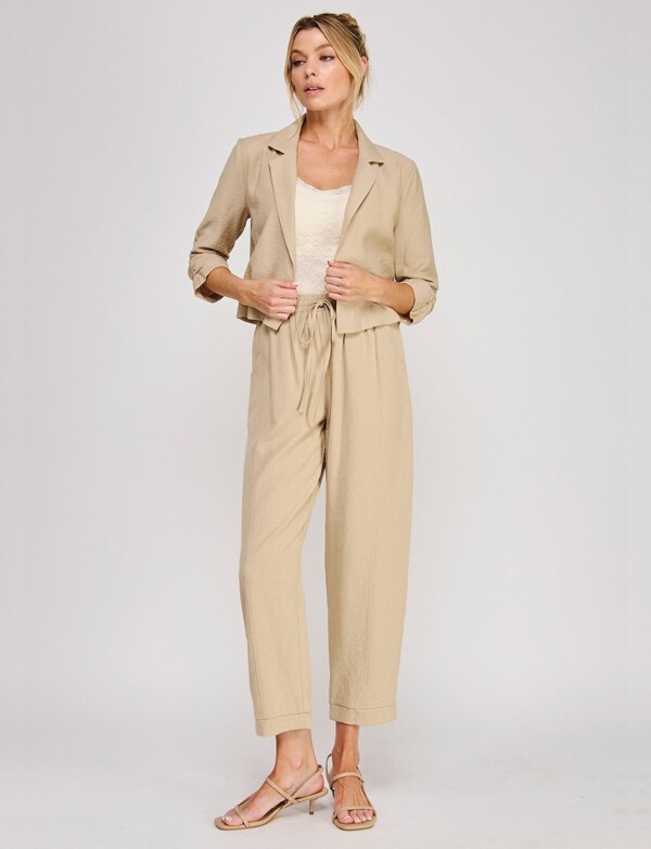 Blazer Crop De Lino Abierto Con Manga Fruncida BEIGE
