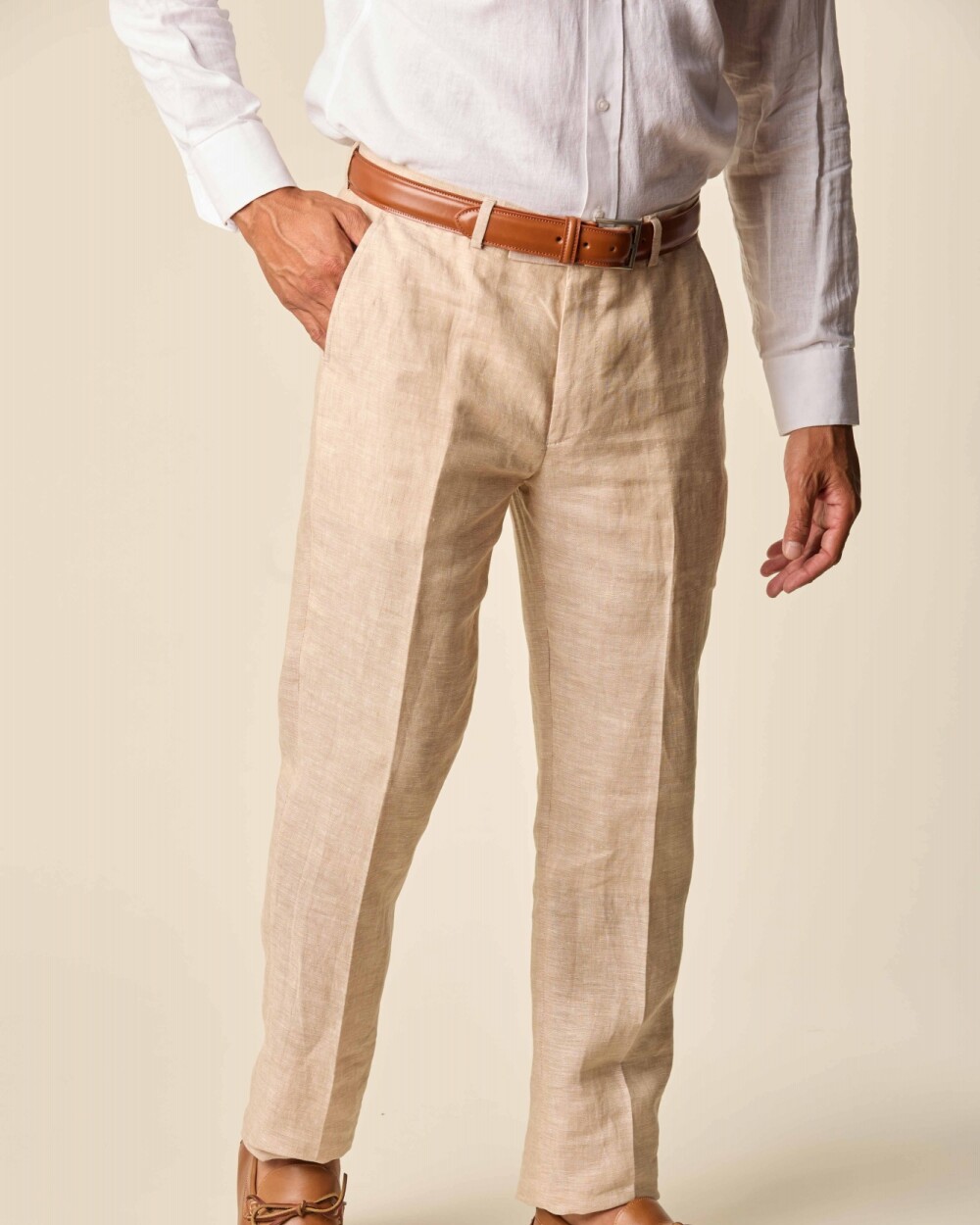Pantalón Lino Corte Clásico Beige