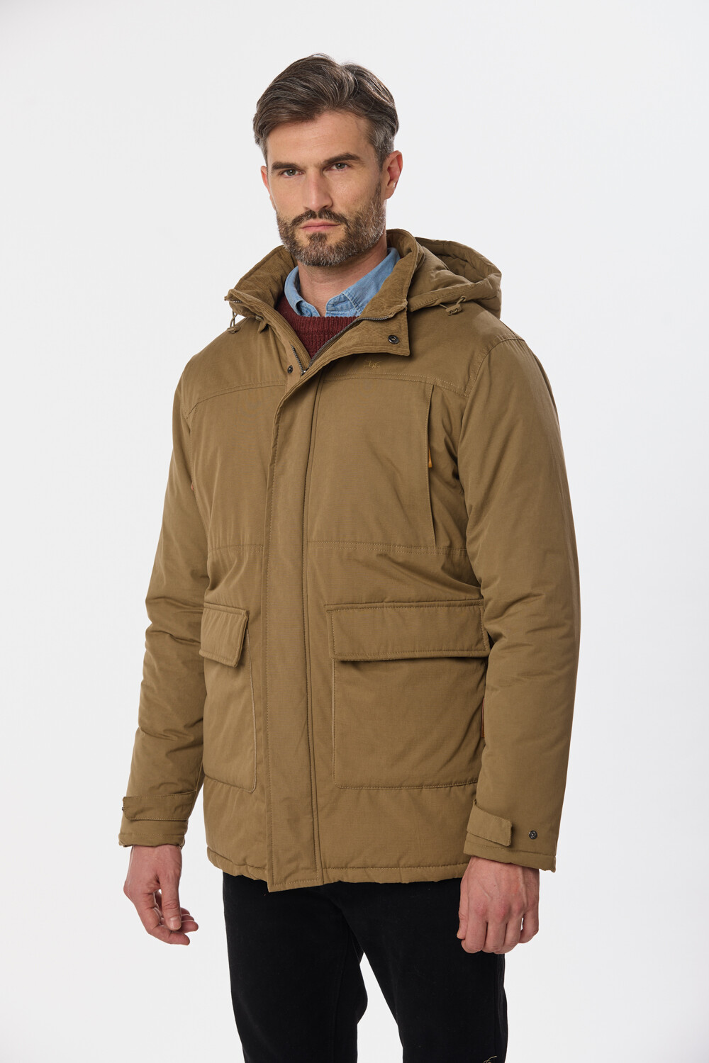 CAMPERA CON CAPUCHA DESMONTABLE Beige