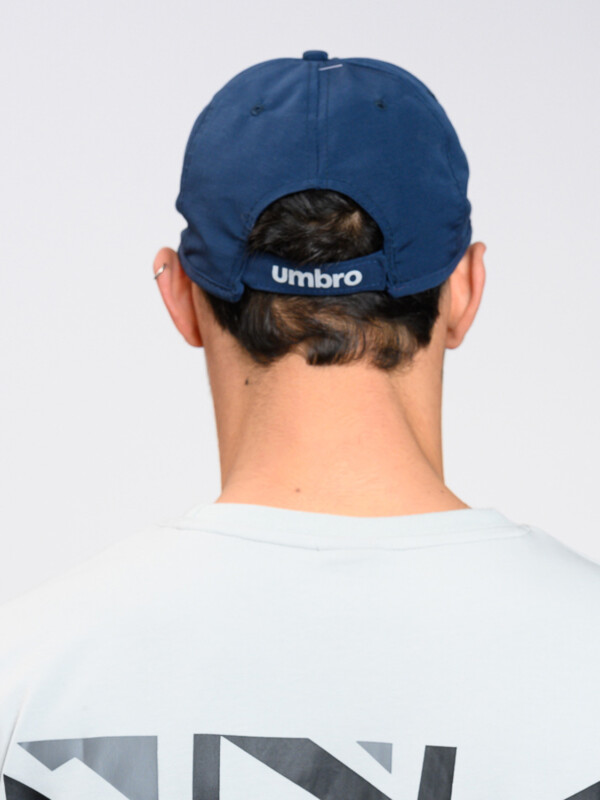 SOMBRERO FIT Umbro 019
