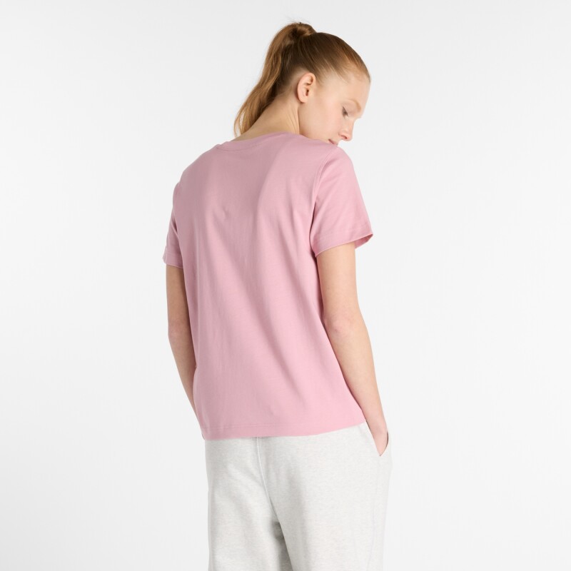 Remera New Balance de Dama - Sport Essentials - WT41509PTF PINK
