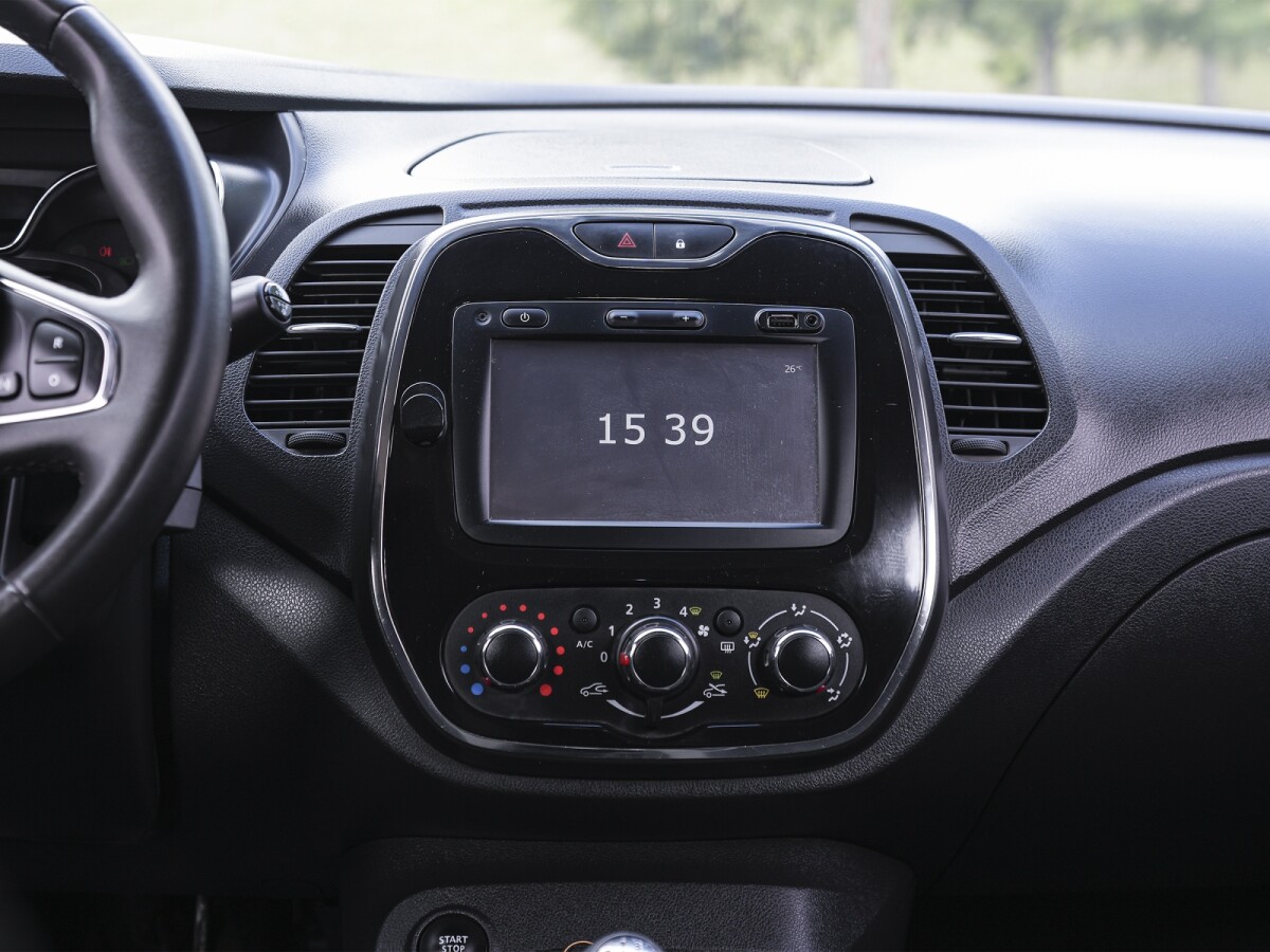 Renault Grand Captur Zen 2.0 MT| Permuta / Financia Renault Grand Captur Zen 2.0 MT| Permuta / Financia
