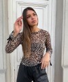 Remera print microtul beige