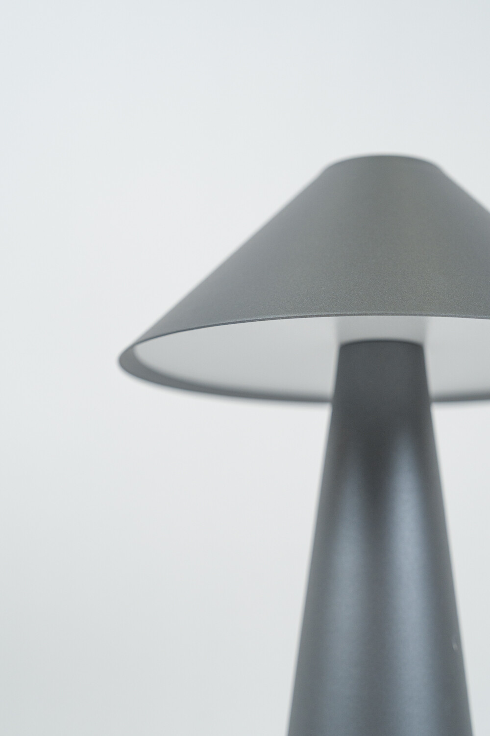 Lampara De Mesa Luthan, Touch Usb Gris