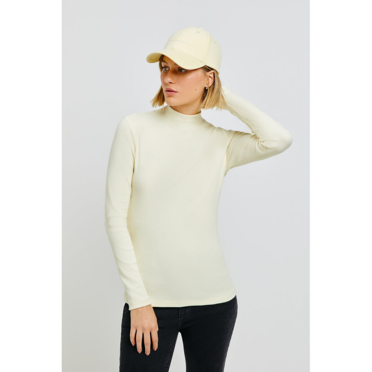 BLUSA ML FEM - SURTIDO 