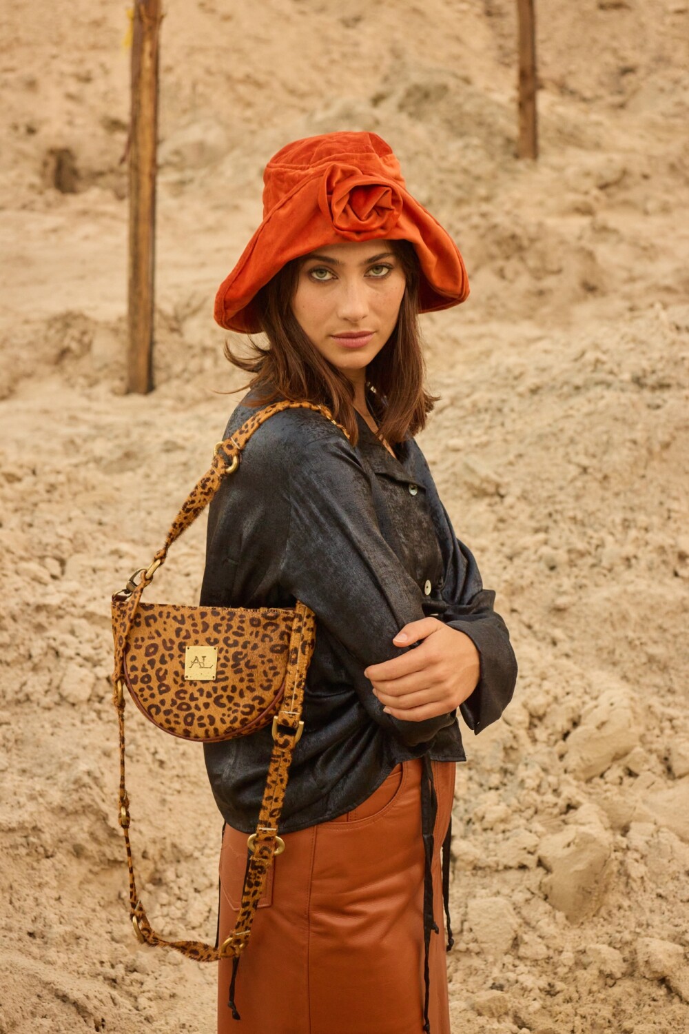 Brassy Bag Print Camel