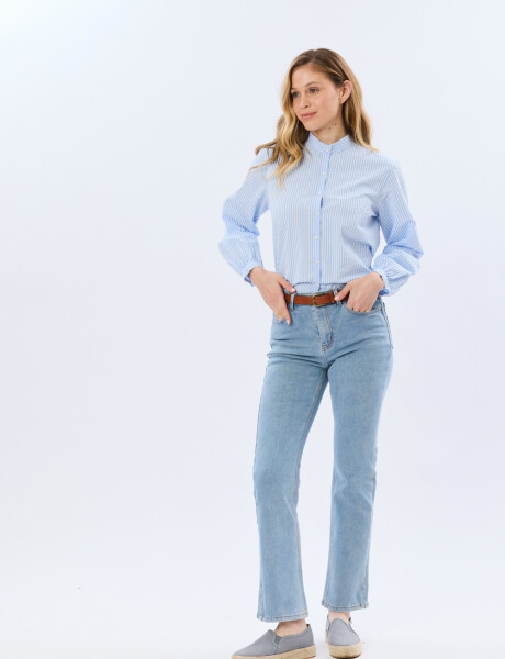 PANTALÓN DE JEAN RECTO Celeste