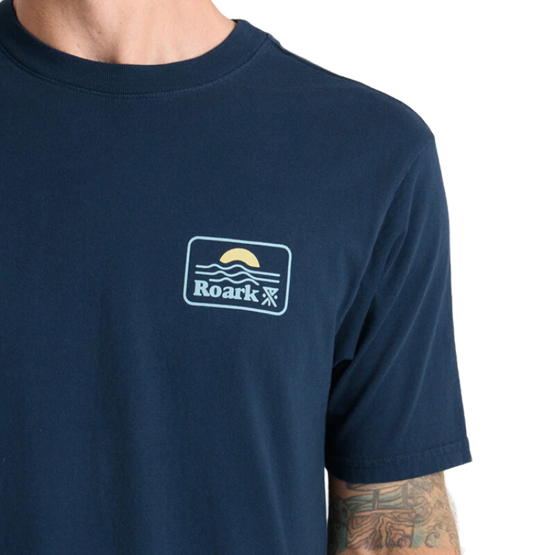 Remera Roark Earth & Sea - Azul Remera Roark Earth & Sea - Azul