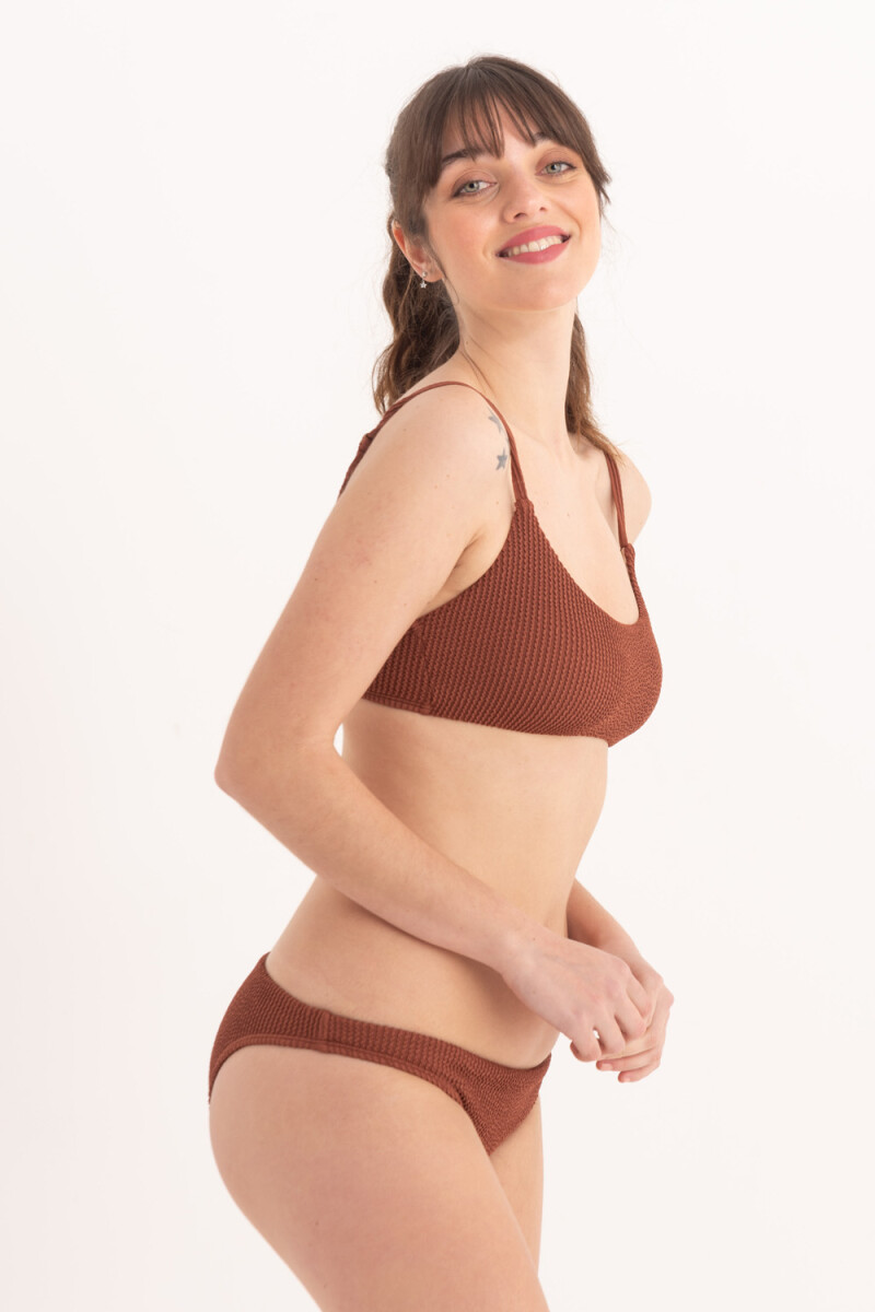 Bombacha bikini con textura Marrón