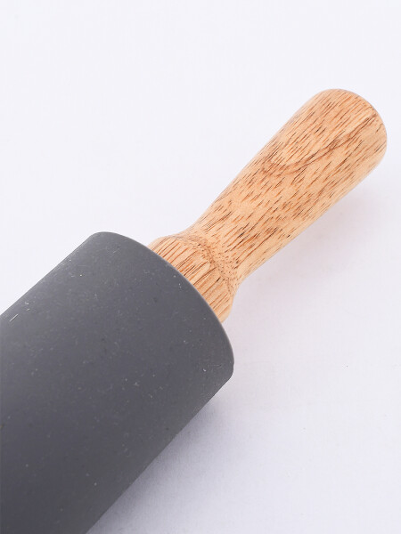 PALO AMASAR SILICONA Y MADERA GRIS