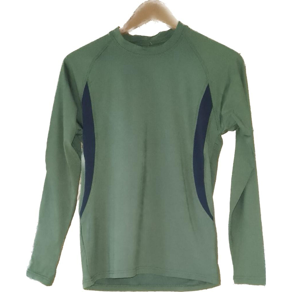 Equipo oristal térmico verde (camiseta/calza).- 