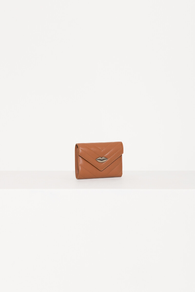 BILLETERA LIPSTICK FLAP Suela