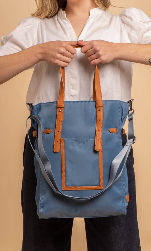 CARTERA BROMELIA AZUL DENIM C/SUELA