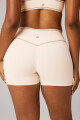 Short The No-Seam Pureluxe Tlc Short 4 Mujer Almond Milk/Tonal