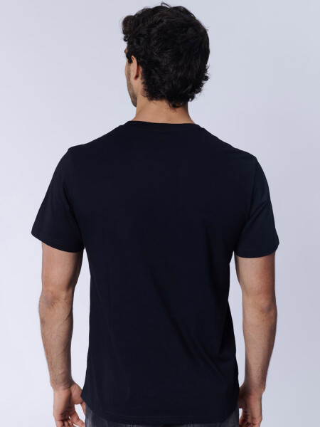 Remera Avengers Negra