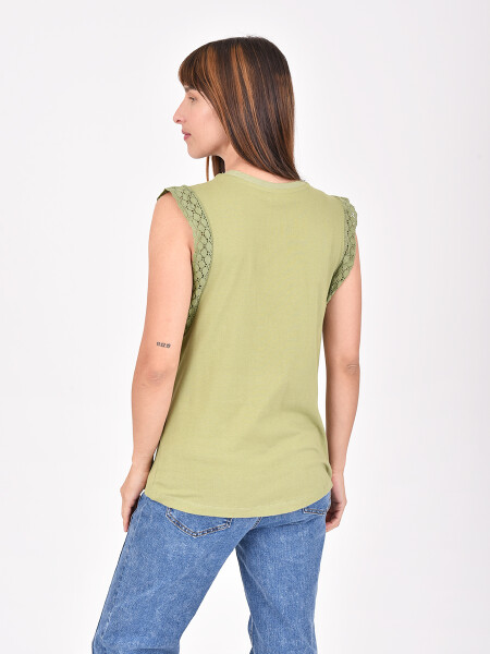 REMERA SALVIA OLIVA