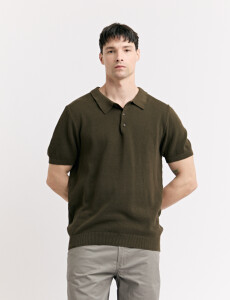 520576 REMERA HARRY Oliva