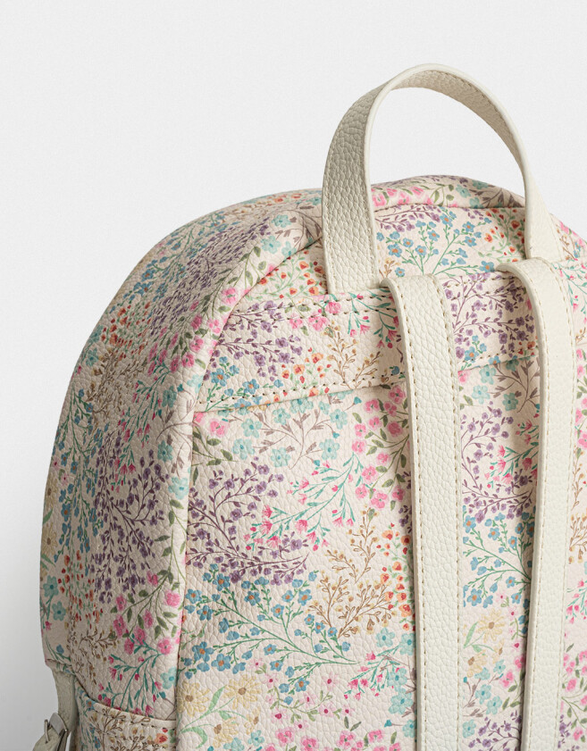 Mochilas Urbanas Mochila Texturada Con Charm - Estampado Flores