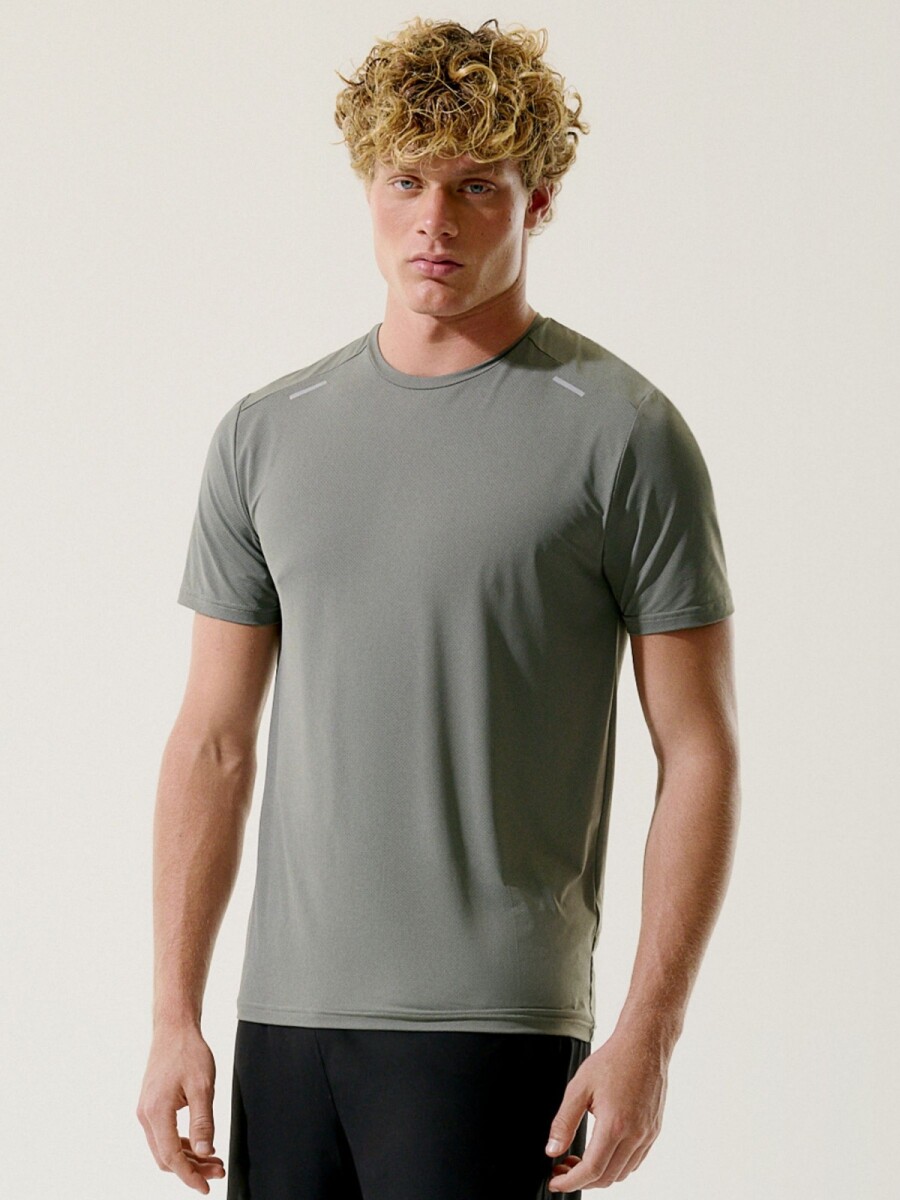 CAMISETA SPORT - VERDE 