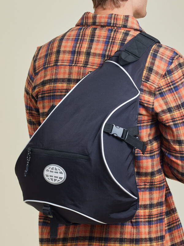 MOCHILA GRANDI RUSTY Negro