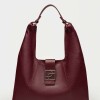Bolso Signature en cuero graneado Bordeaux
