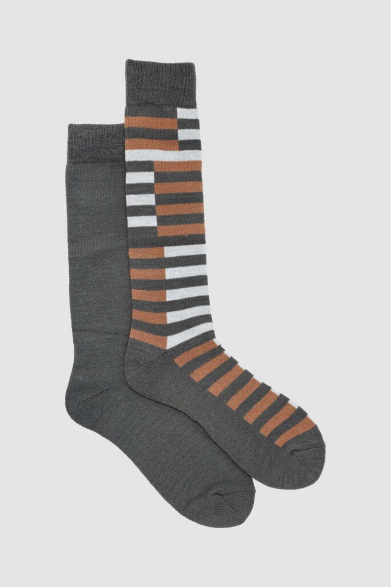 Medias 2 pack una lisa mas una con diseño y felpa interior - Combinacion 3 