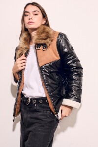 Campera Capitoneada Combinada Negro