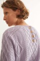 Sweater con estructuras lila