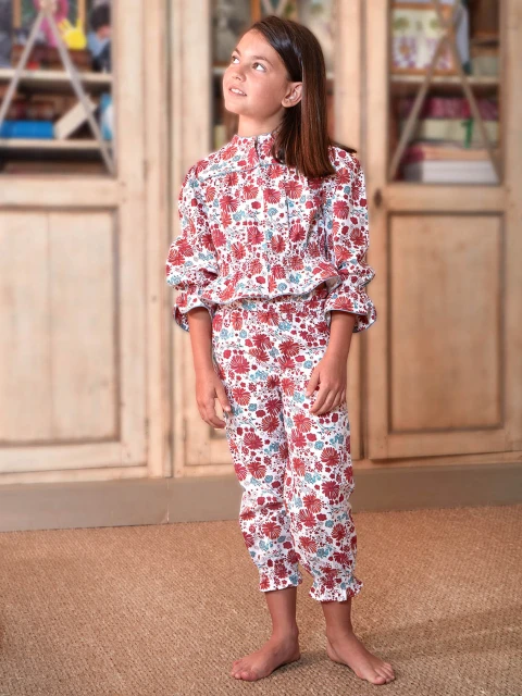 Pijama Con Estampado De Flores Cereza