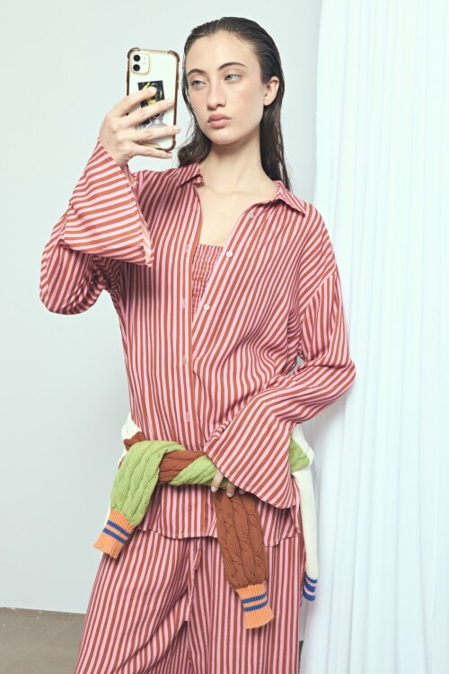 Camisa rayada manga volado PREVENTA rosa