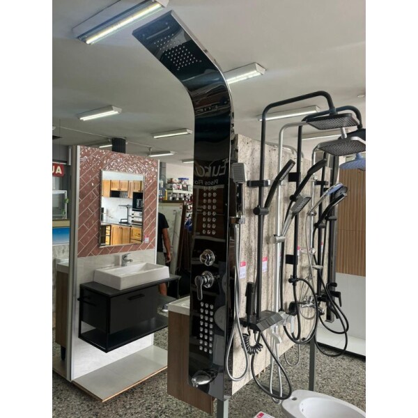 PANEL DUCHA NEGRO BRILLANTE 140 X 23 CM PANEL DUCHA NEGRO BRILLANTE 140 X 23 CM