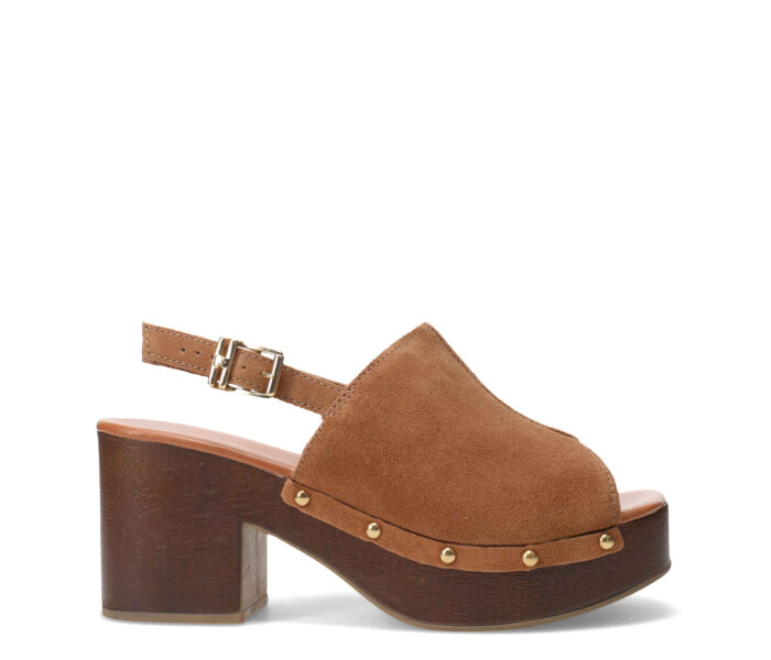 Sandalia con taco alto y plataforma Castanho
