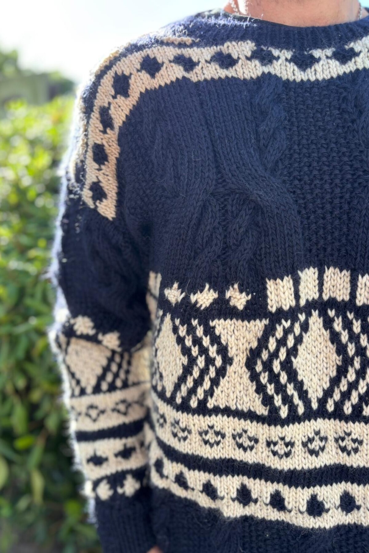 Buzo Islander Men Base Azul Con Crudo