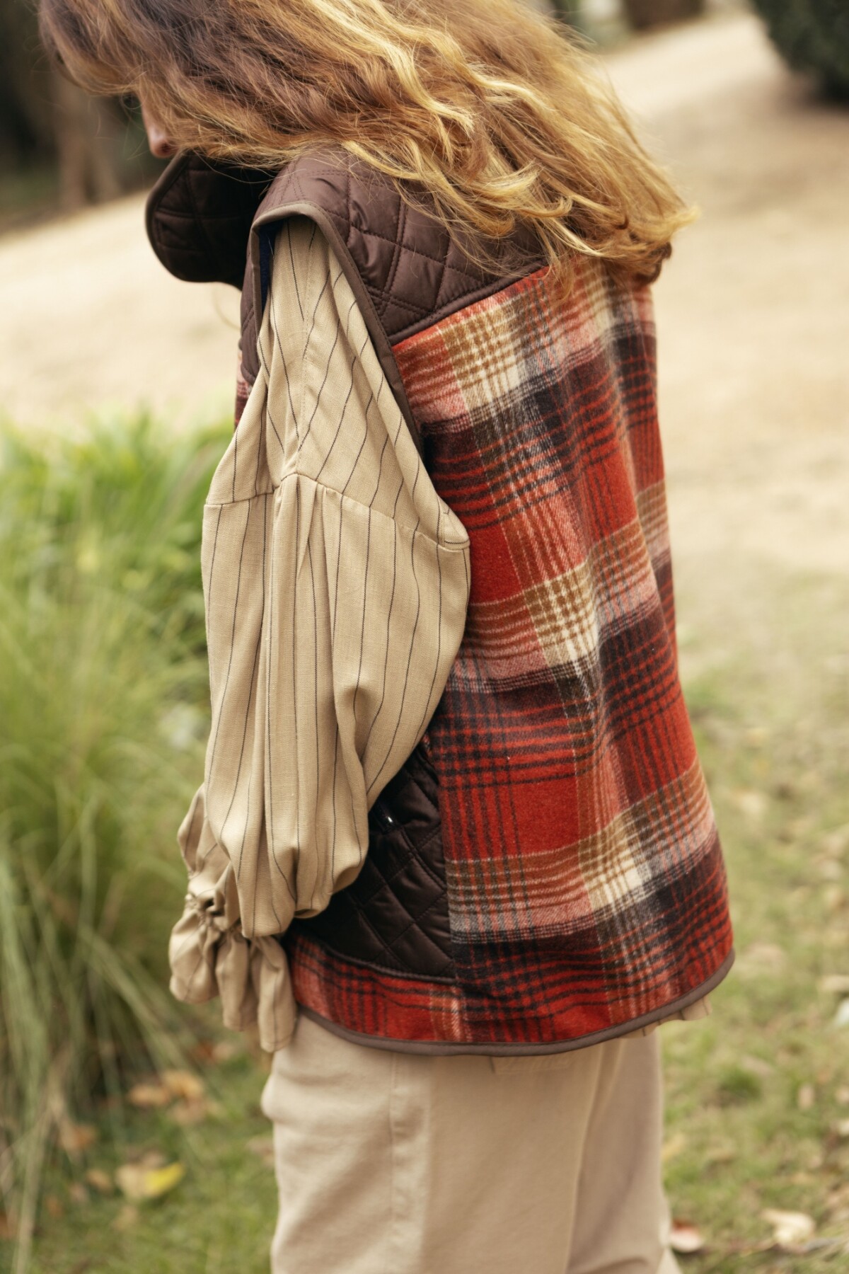 Saddle vest Rojo / Chocolate