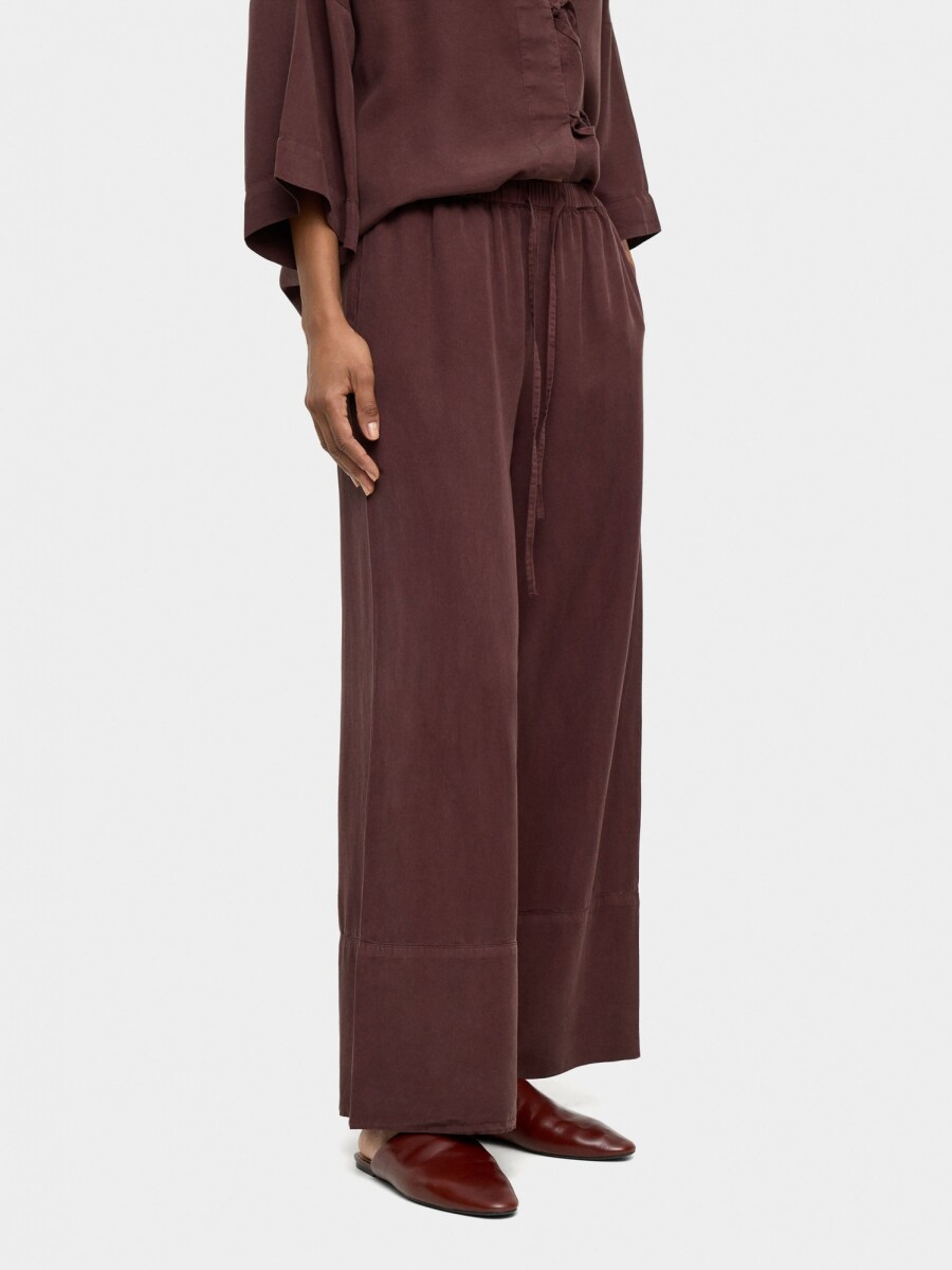 Pantalón Liso 100% Lyocell marron