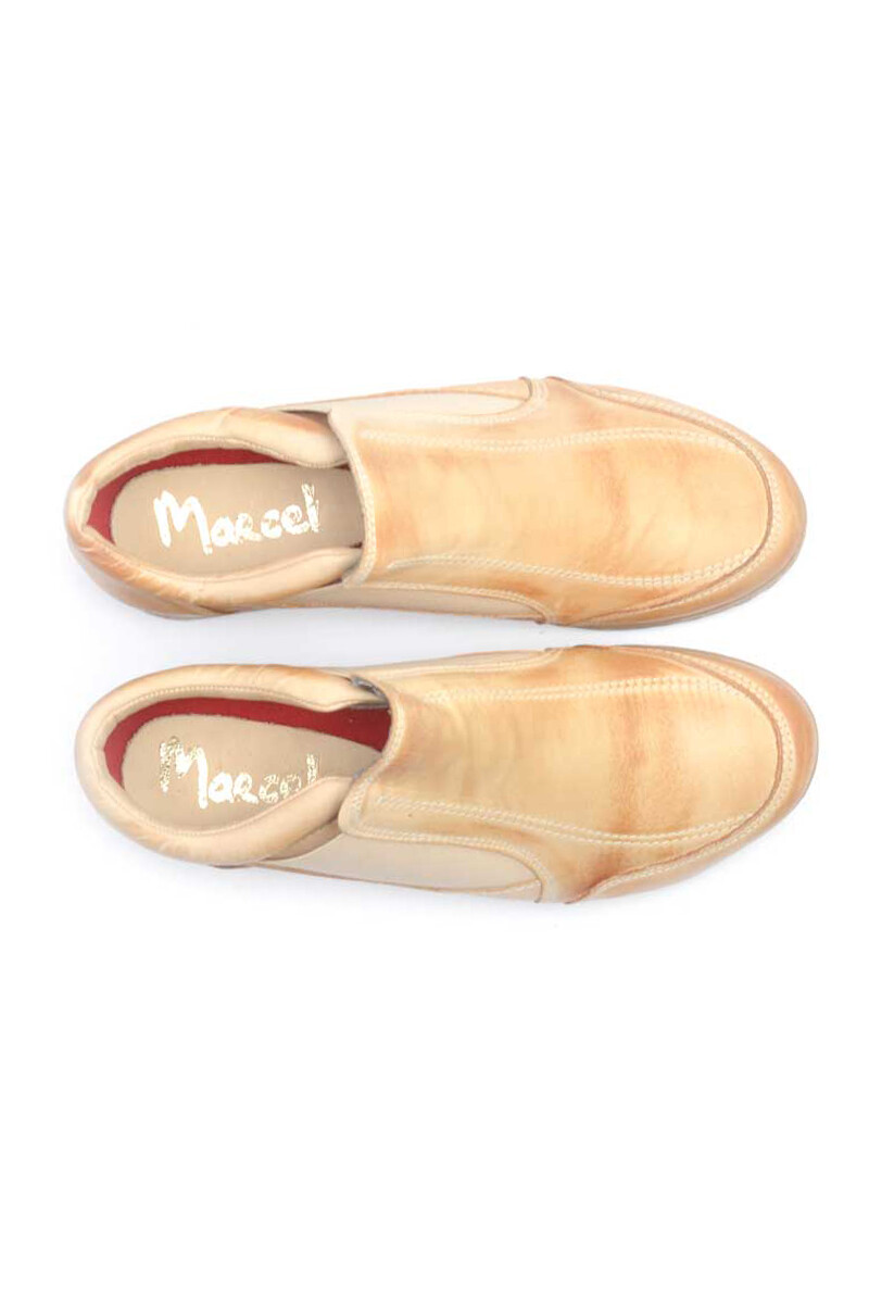 Zapato Bajo Con Elástico Cuero Natural
